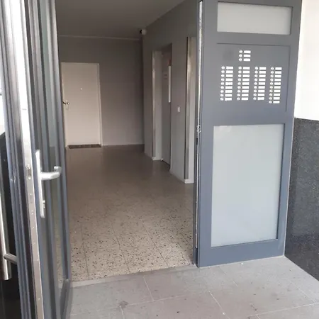 Mit Kuche- Loggia- Wifi * Duisburg